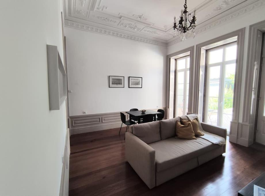 Alvares Cabral Apartamento C Appartement Porto Buitenkant foto