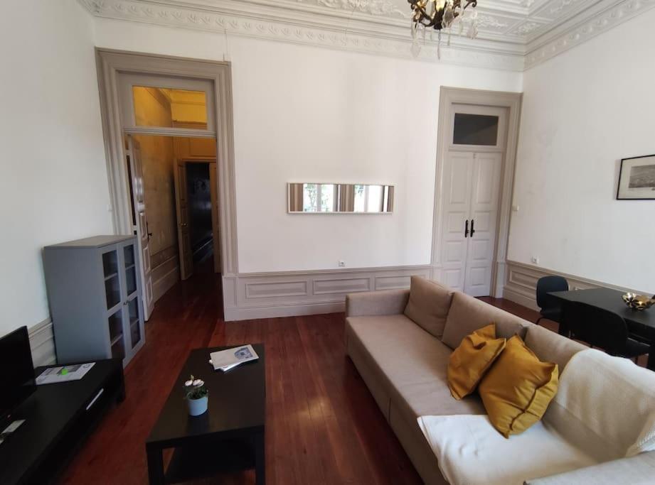 Alvares Cabral Apartamento C Appartement Porto Buitenkant foto