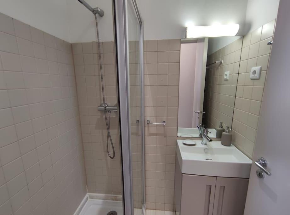 Alvares Cabral Apartamento C Appartement Porto Buitenkant foto